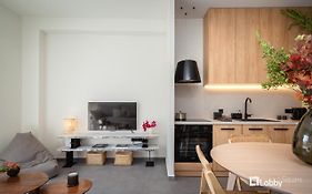 La Mer Apartment By Lobbysquare